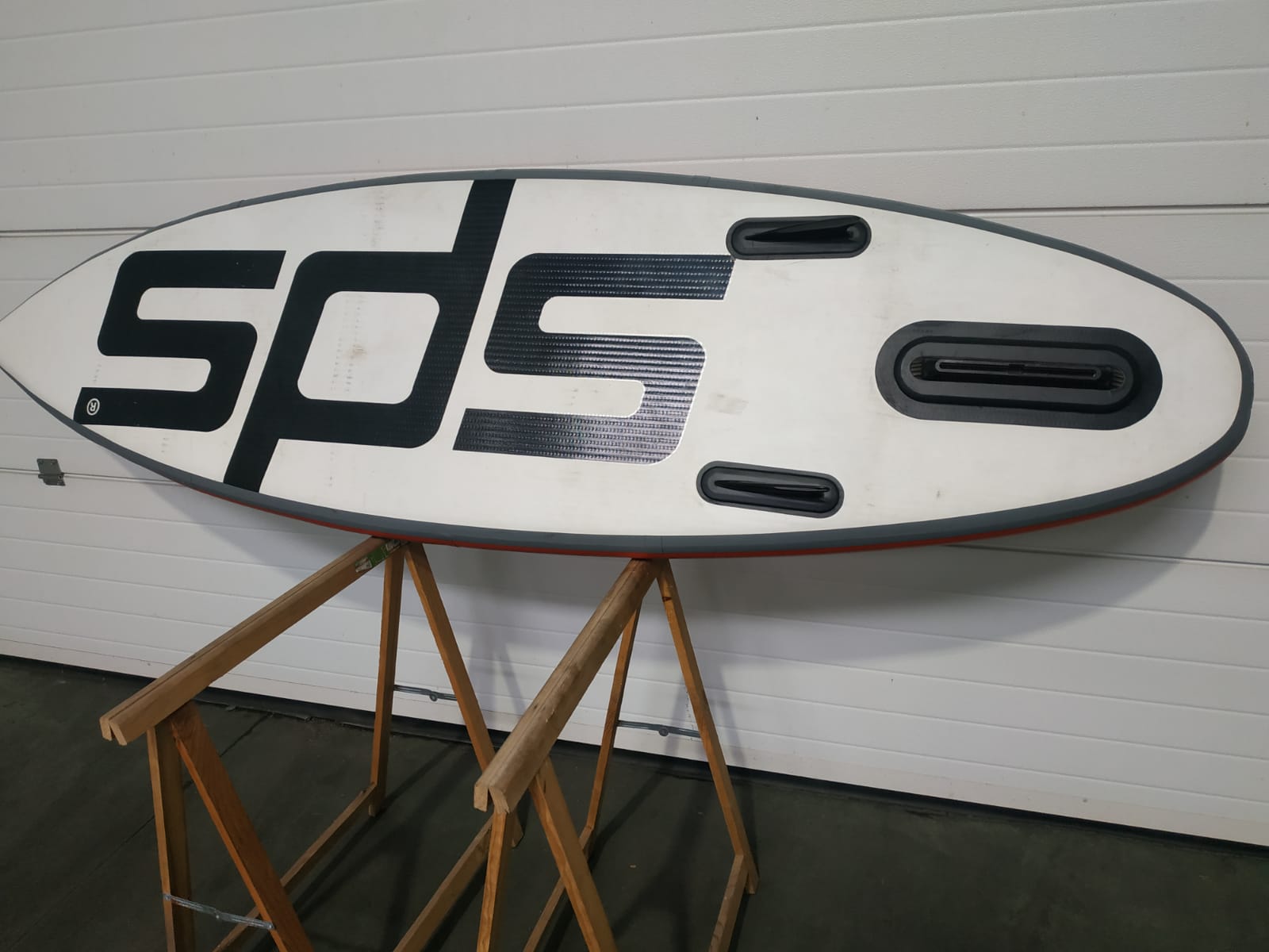 Tabla SPS WAVE: 590,00 €