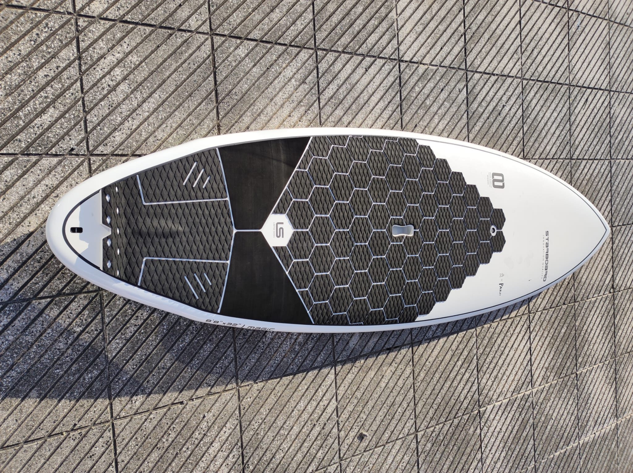 STARBOARD SPICE 8,8” X 32” 140L