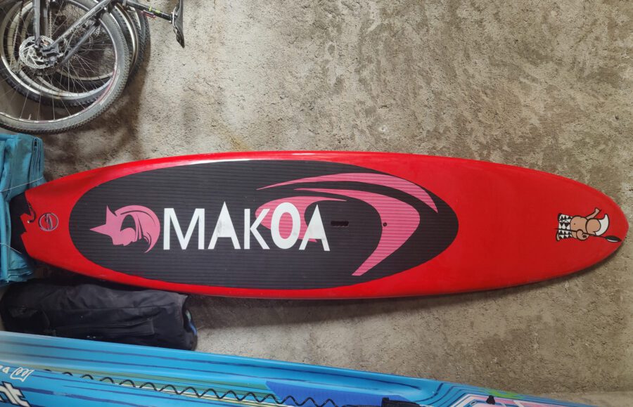 MAKOA 11’x32”x4 1/4”